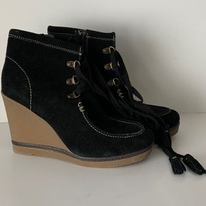 MIA Hazel Suede Leather Wedge Booties - 8